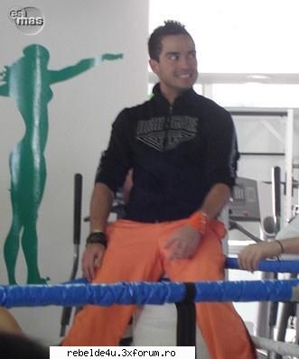 dea obisnuit ...picz>:) a25a