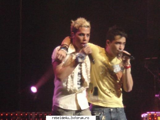 poze rbd &/sau rebelde altele...