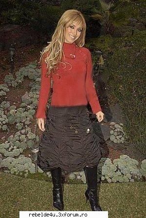 anahi alias mia colucci dulcika Loca por poncho