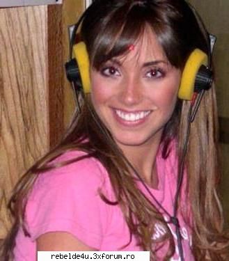 anahi alias mia colucci studio r3b3ld3 gUrl & administratoare ;)