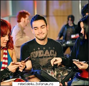 dea obisnuit ...picz>:) a16a