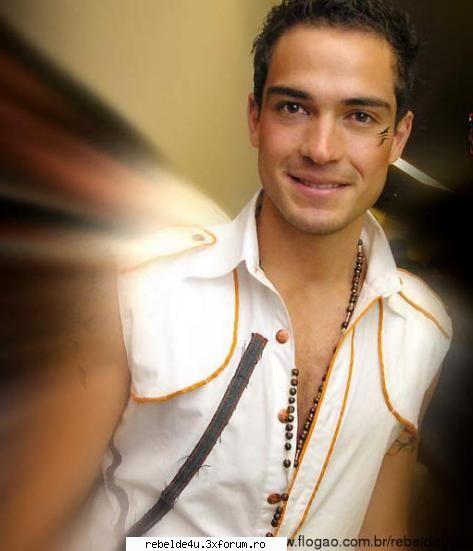 dea obisnuit ...picz>:) uitatzi poze me...