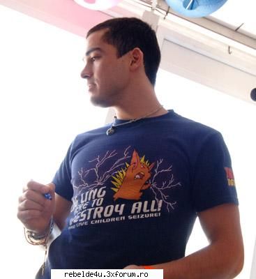 dea obisnuit ...picz>:) a8a