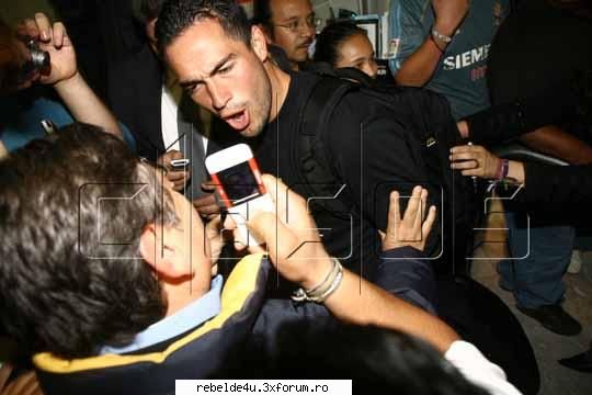 dea obisnuit ...picz>:) alta...