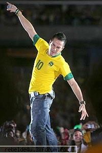 dea obisnuit ...picz>:) alta