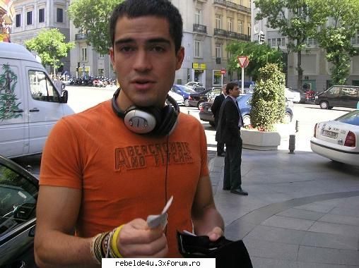 dea obisnuit ...picz>:) a21a