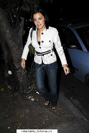 picz with the princess a2a