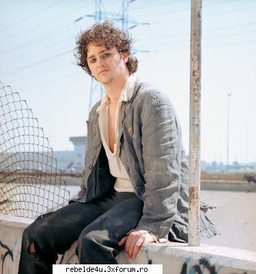 ***albumul Loca por poncho