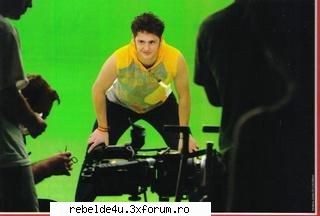 capturi din clipul ,,ser parecer