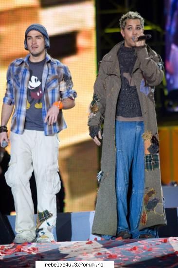 dea obisnuit ...picz>:) a3a