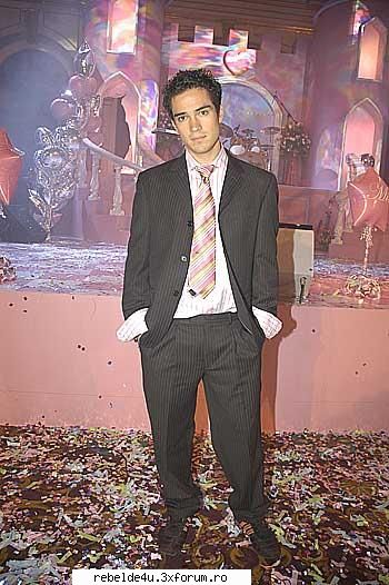 dea obisnuit ...picz>:) a14a