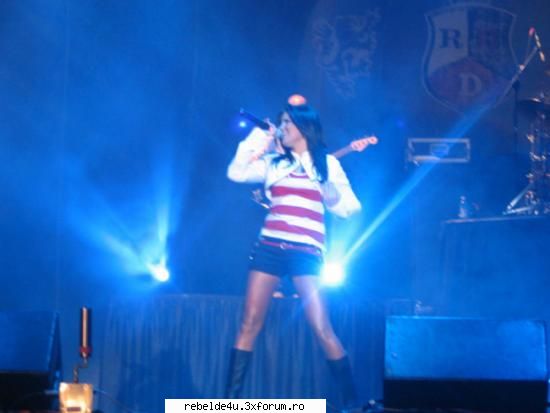 picz with the princess a38a