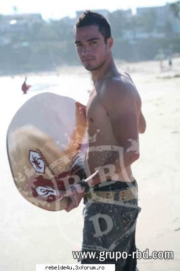 dea obisnuit ...picz>:) alta