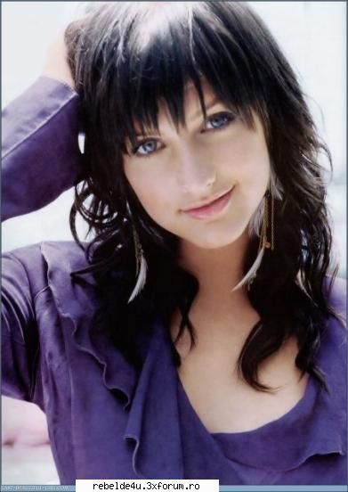 Ashlee Simpson :x - schwarz_girl_heart - Music...