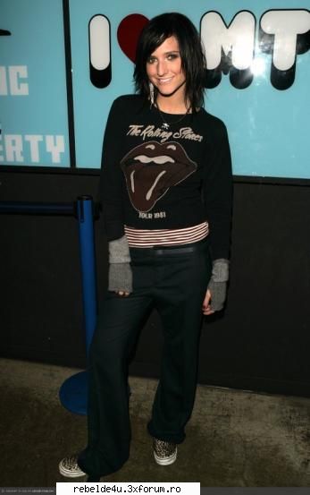 Ashlee Simpson :x - schwarz_girl_heart - Music...