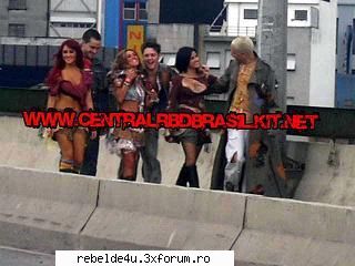 Capturi din clipul ,,Ser o parecer" - altele...detras de camaras ser o parecer - Y soy rebelde.....