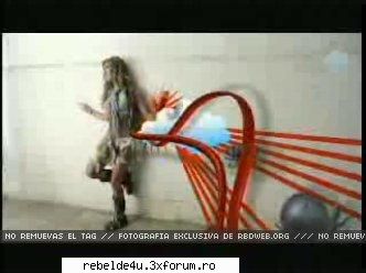 Capturi din clipul ,,Ser o parecer" - schwarz_girl_heart - Y soy rebelde.....