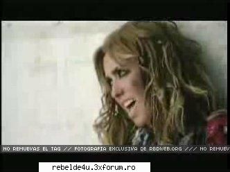 Capturi din clipul ,,Ser o parecer" - schwarz_girl_heart - Y soy rebelde.....