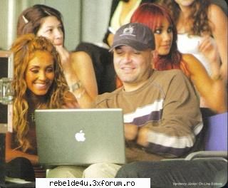 Capturi din clipul ,,Ser o parecer" - schwarz_girl_heart - Y soy rebelde.....