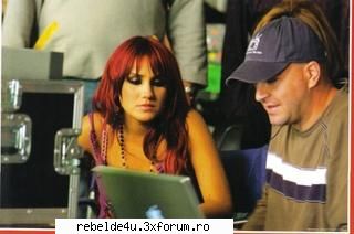 Capturi din clipul ,,Ser o parecer" - schwarz_girl_heart - Y soy rebelde.....