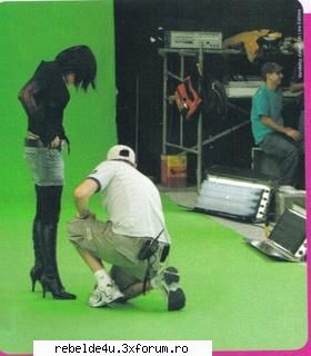 Capturi din clipul ,,Ser o parecer" - schwarz_girl_heart - Y soy rebelde.....