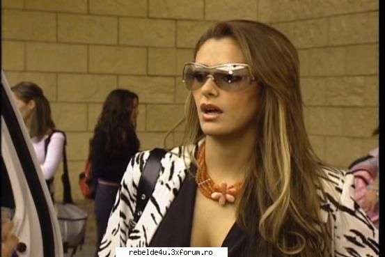 Capturi din clipurile RBD - schwarz_girl_heart - Y soy rebelde.....