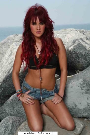 Dulce Maria sexy - schwarz_girl_heart - Dulce