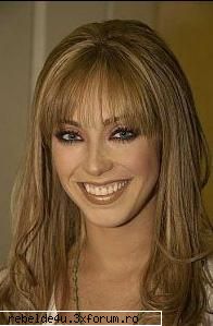 Dulcik de Anahi... Picz - alta poza....ce mumoasa e;) - Anahi