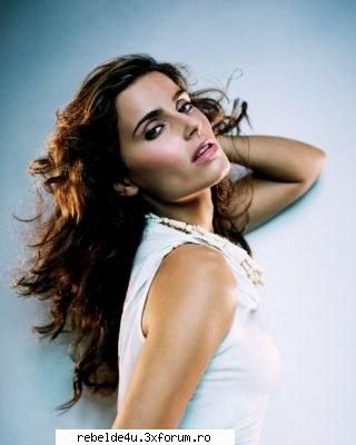 <Nelly Furtado> - schwarz_girl_heart - Music...