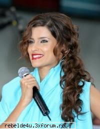 <Nelly Furtado> - schwarz_girl_heart - Music...