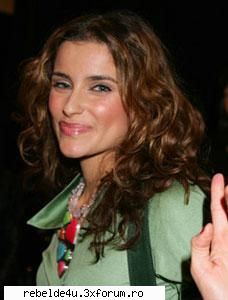 <Nelly Furtado> - schwarz_girl_heart - Music...