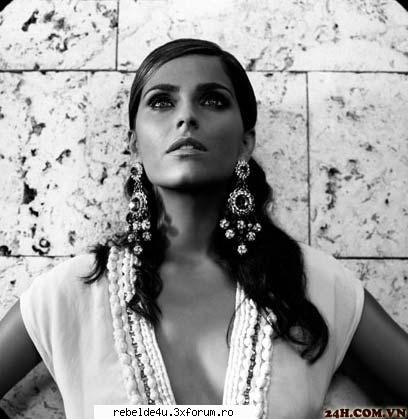 <Nelly Furtado> - anita1907 - Music...