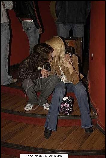 Poze->vico - schwarz_girl_heart - Y soy rebelde.....