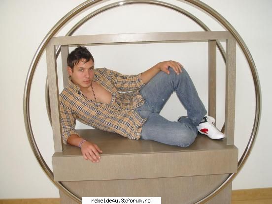 RBD-actori - schwarz_girl_heart - Y soy rebelde.....