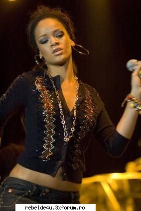 ^*^*RhIaNnA^*^* - miky_16 - Music...