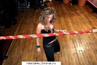 `/`/Shakira`/`/ - schwarz_girl_heart - Music...