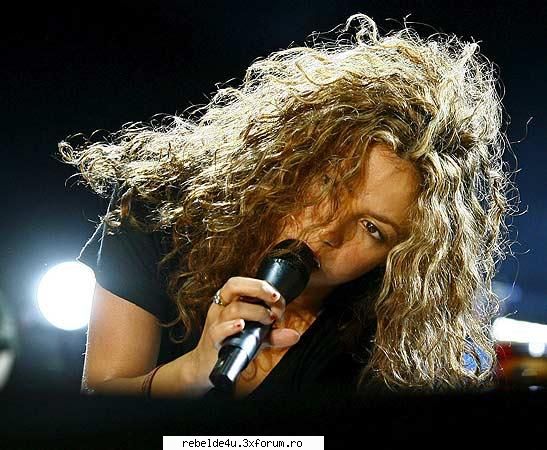 `/`/Shakira`/`/ - schwarz_girl_heart - Music...