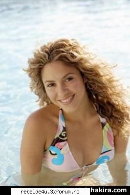 `/`/Shakira`/`/ - schwarz_girl_heart - Music...