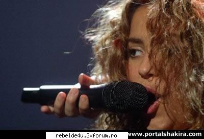 `/`/Shakira`/`/ - schwarz_girl_heart - Music...