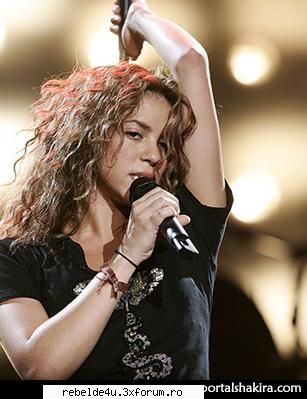 `/`/Shakira`/`/ - schwarz_girl_heart - Music...