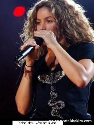 `/`/Shakira`/`/ - schwarz_girl_heart - Music...