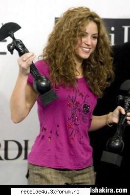 `/`/Shakira`/`/ - schwarz_girl_heart - Music...