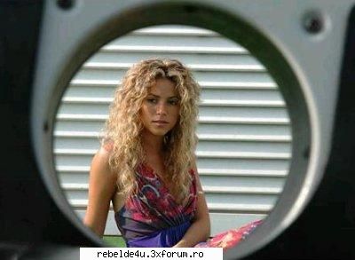 `/`/Shakira`/`/ - schwarz_girl_heart - Music...