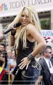 `/`/Shakira`/`/ - schwarz_girl_heart - Music...