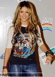 `/`/Shakira`/`/ - schwarz_girl_heart - Music...