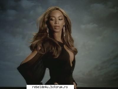 `/`/Shakira`/`/ - schwarz_girl_heart - Music...