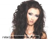 andreea b - schwarz_girl_heart - Music...