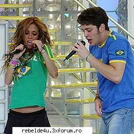 chris se potriveste cu anahi??? - schwarz_girl_heart - Christopher