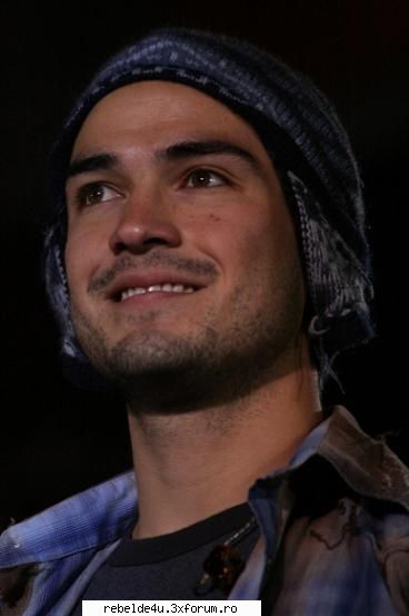 dea dea...vatzy obisnuit ...picz>:) - anita1907 - Poncho
