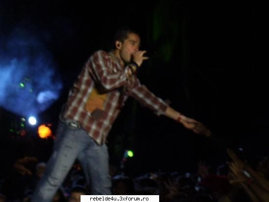 dea dea...vatzy obisnuit ...picz>:) - anita1907 - Poncho